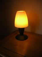 Lampe à couleurs interchangeables., Maison & Meubles, Lampes | Lampes de table, Comme neuf, Autres matériaux, Moderne, Enlèvement