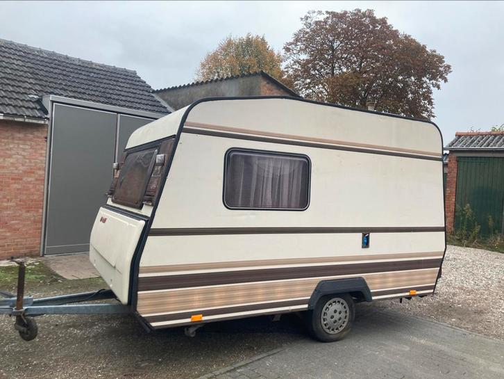 Caravan Dethleffs TMT 750kg met sani ruimte., Caravans en Kamperen, Caravanaccessoires, Gebruikt, Ophalen