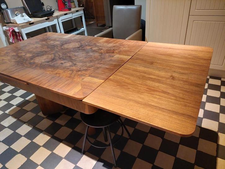 Tafel van minstens 60 jaar oud, Huis en Inrichting, Tafels | Eettafels, Gebruikt, Ophalen