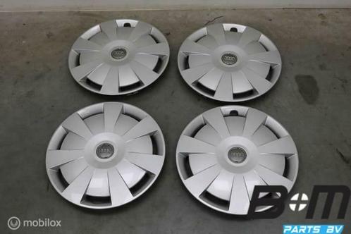 Set 16 inch originele wieldoppen Audi A3 8V 8V0601474D, Autos : Pièces & Accessoires, Pneus & Jantes, Utilisé