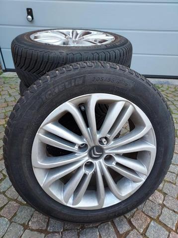 Autobanden - 205/55R16 94V disponible aux enchères