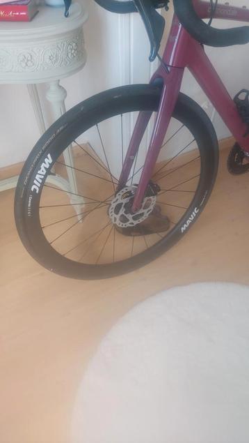 WIELEN MAVIC COSMIC S 42 DISC SHIMANO beschikbaar voor biedingen