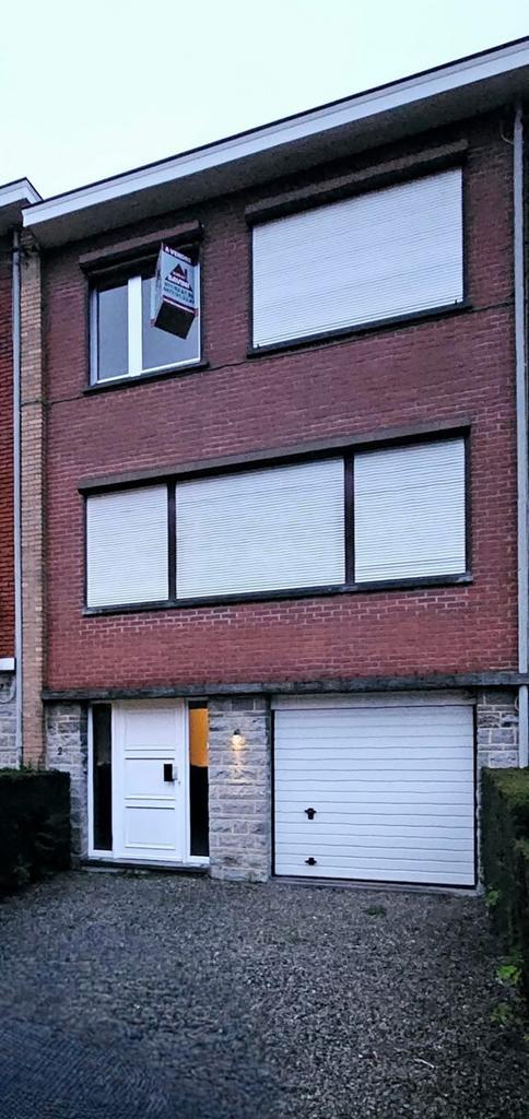 Maison à vendre à Mont-Sur-Marchienne, Immo, Huizen en Appartementen te koop, Vrijstaande woning, D