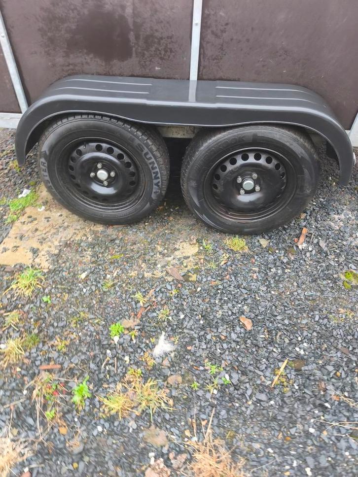 Vend remorque double essieux, Autos : Divers, Remorques, Enlèvement