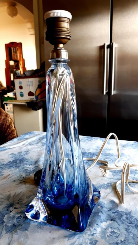 Kristallen lampvoet van de Val St. Lambert in de kleur blauw, Huis en Inrichting, Lampen | Tafellampen, Zo goed als nieuw, Minder dan 50 cm