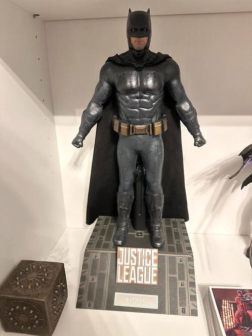Batman Justice League Ben Affleck Hot Toys MMS455, Collections, Cinéma & Télévision, Film, Enlèvement ou Envoi