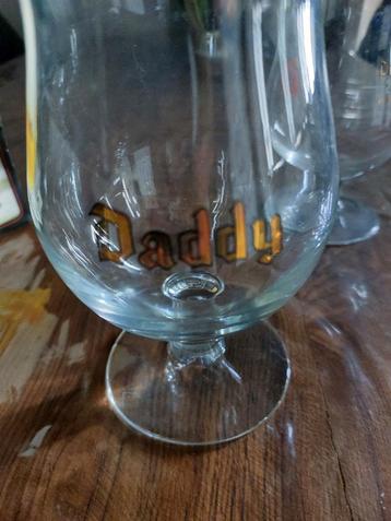 Een Duvel Daddy glas stond bij nonkel in de kast  beschikbaar voor biedingen