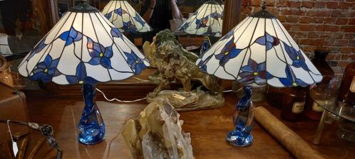 2 x prachtige Tiffany lampen, Huis en Inrichting, Lampen | Tafellampen, Zo goed als nieuw, 50 tot 75 cm, Glas, Overige materialen