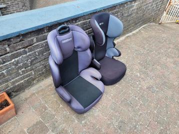 2 kinderzitjes beschikbaar voor biedingen
