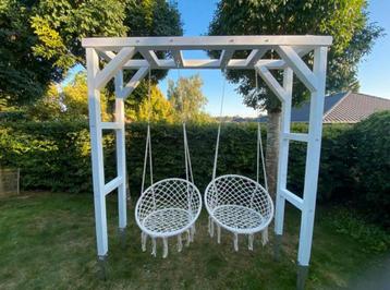 Witte houten constructie met 2 hangstoelen, Enlèvement, Neuf, Balançoire