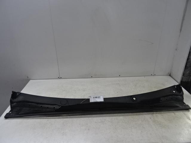 SIERLIJSTEN VOORRUIT Renault Captur II (RJB) (668119397R), Auto-onderdelen, Carrosserie, Renault, Voor, Gebruikt