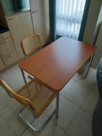 Tafel met 2 cesca stoelen., Huis en Inrichting, Ophalen of Verzenden, Zo goed als nieuw