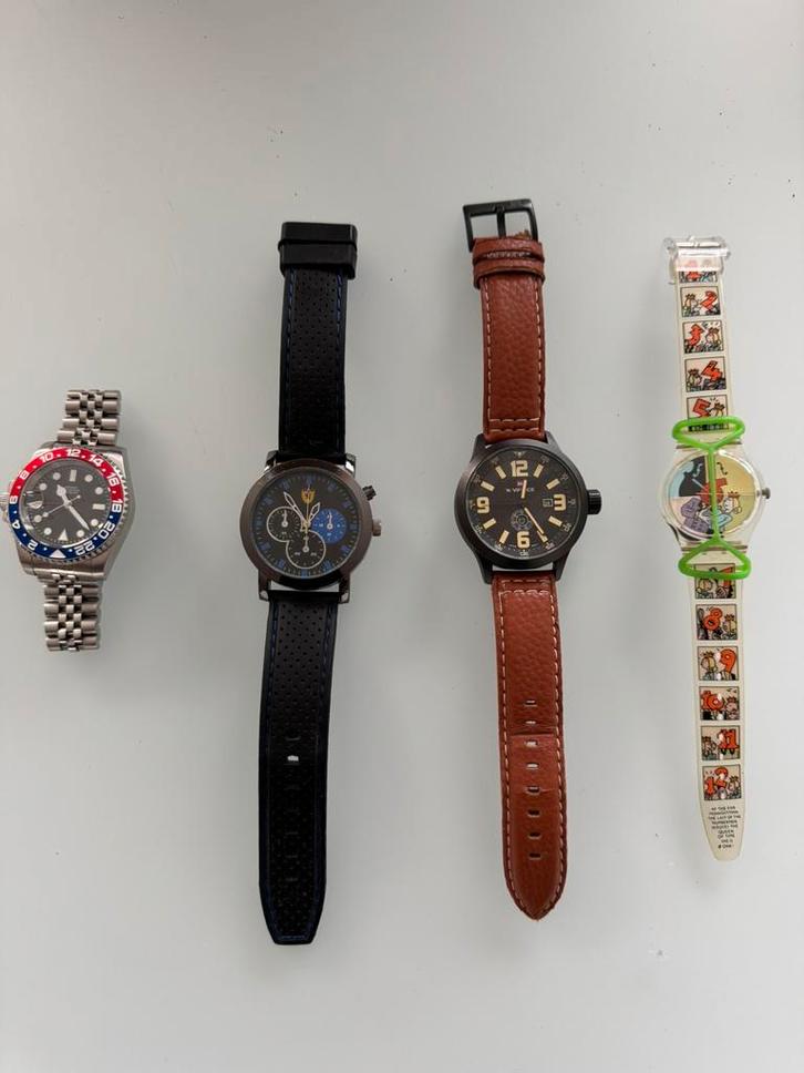 Montre, Bijoux, Sacs & Beauté, Montres | Hommes, Comme neuf, Enlèvement ou Envoi
