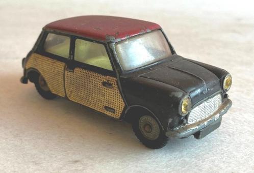 Mini De-Luxe Wickerwork shaped wheels Corgi Toys # 249., Hobby en Vrije tijd, Modelauto's | 1:43, Gebruikt, Auto, Corgi, Ophalen of Verzenden