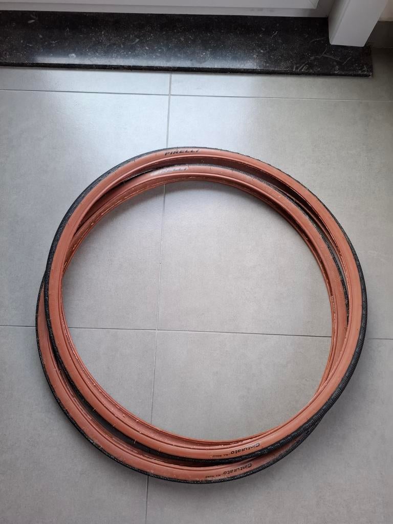 Pirelli Cinturato All Road 700x35 gravel tires, Enlèvement ou Envoi