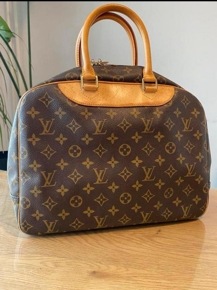 Louis Vuitton tas, Handtassen en Accessoires, Beautycases, Gebruikt, Bruin, Ophalen