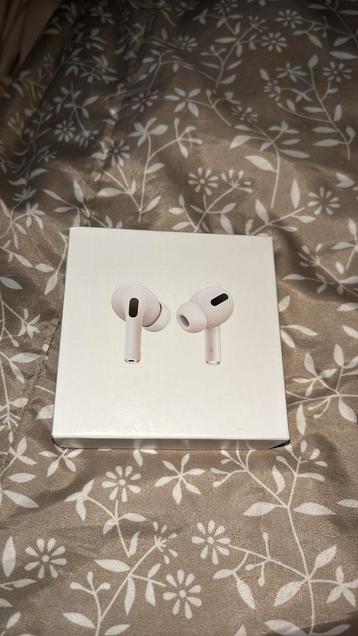 Airpods pro2 beschikbaar voor biedingen