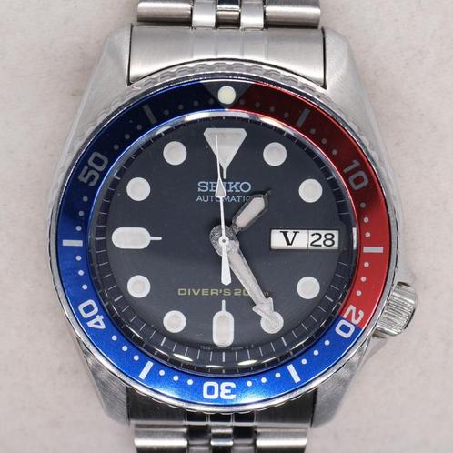 Seiko SKX015 K2 "Mini" Diver's 200m "pepsi" + Bracelet Caout, Handtassen en Accessoires, Overige Accessoires, Zo goed als nieuw