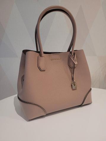 Handtas Michael Kors roze beschikbaar voor biedingen