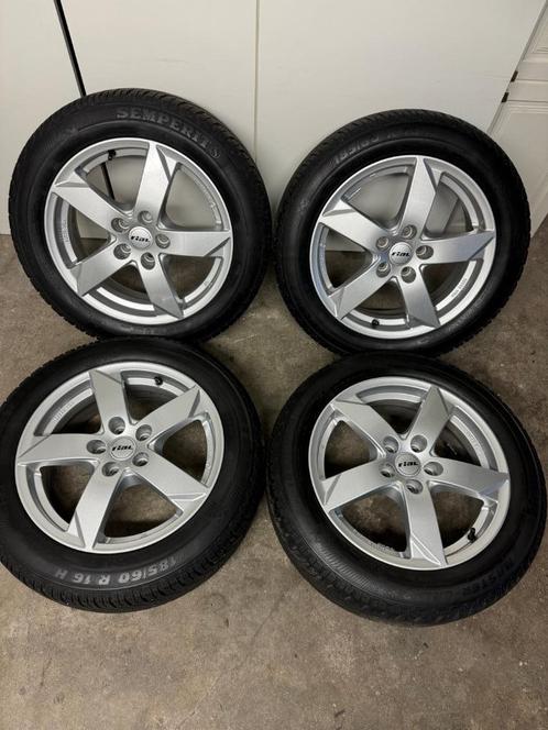 Très belles roues avec pneus hiver pour Volkswagen Polo, Autos : Pièces & Accessoires, Pneus & Jantes, Pneu(s), Pneus hiver, 16 pouces