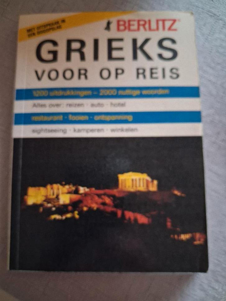 GRIEKS voor op reis - BERLITS, Livres, Guides touristiques, Utilisé, Guide de conversation, Europe, Autres marques, Enlèvement ou Envoi