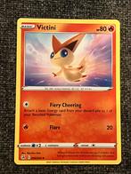 POKEMON - Victini - 036/264, Hobby en Vrije tijd, Verzamelkaartspellen | Pokémon, Ophalen of Verzenden, Losse kaart, Zo goed als nieuw