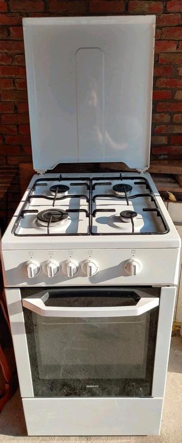 Beko 52110 G Gasfornuis met Oven - Zo goed als nieuw! beschikbaar voor biedingen