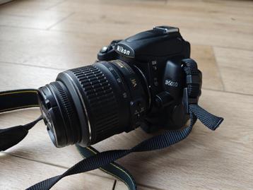 Nikon D5000 - appareil photo numérique + trépied 3 hauteurs  beschikbaar voor biedingen