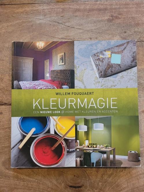 Willem Fouquaert - Kleurmagie, Boeken, Mode, Zo goed als nieuw, Ophalen of Verzenden