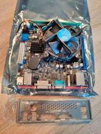 Asus P9D-I, Xeon -1220 v3, 8Gb, Computers en Software, Ophalen of Verzenden, Zo goed als nieuw