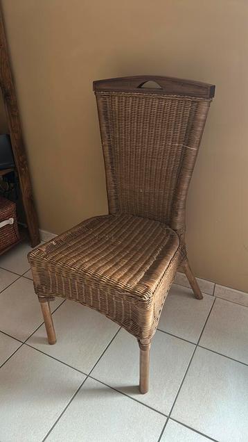 Stoel gewoven, 3 stuks beschikbaar beschikbaar voor biedingen