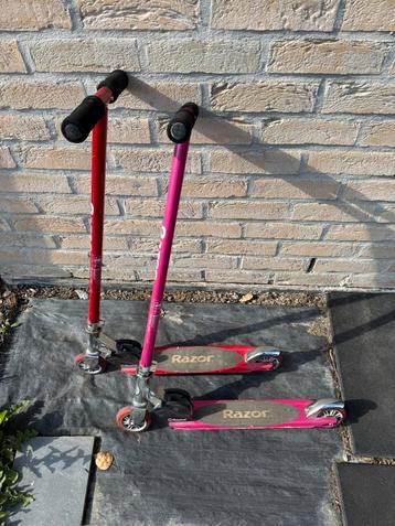 Gebruikte plooibare steps beschikbaar voor biedingen