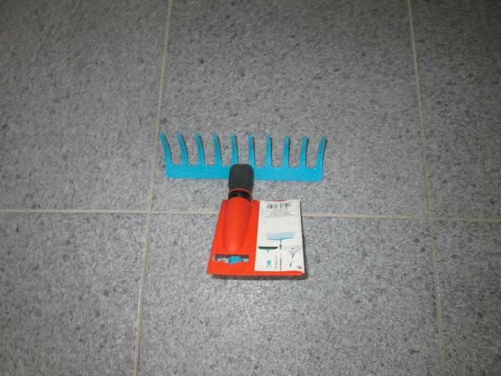Gardena combisystem hark 10 tanden, Tuin en Terras, Hand-tuingereedschap, Nieuw, Hark, Ophalen