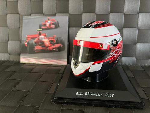 Kimi Räikkönen 2007 1:5 helm Ferrari F1 World Champion, Collections, Marques automobiles, Motos & Formules 1, Neuf, ForTwo, Enlèvement ou Envoi