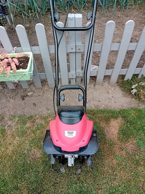Tuinfrees 1x gebruikt!!!!, Doe-het-zelf en Bouw, Gereedschap | Freesmachines, Zo goed als nieuw, Tuinfrees, Ophalen