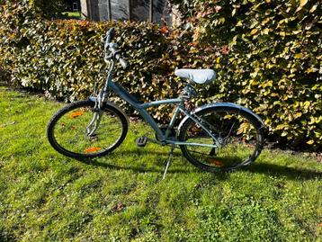 Jeugdfiets Btwin stadsfiets/mountainbike beschikbaar voor biedingen