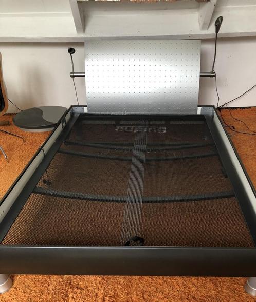 Zwaar en degelijk bed met diverse accessoires, Huis en Inrichting, Slaapkamer | Bedden, Gebruikt, Tweepersoons, 140 cm, 200 cm