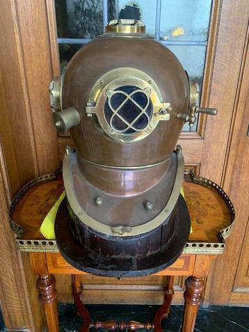 Duikershelm (replica)  beschikbaar voor biedingen