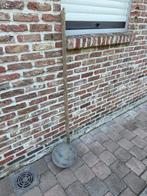 Authentieke scheplepel voor beerput, Ophalen
