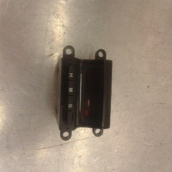 HORLOGE SsangYong Rexton (01-2002/04-2013) (|8111008010|), Autos : Pièces & Accessoires, Autres pièces automobiles, SsangYong