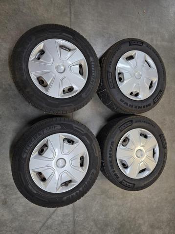 Ford transit custom 215/65R15C beschikbaar voor biedingen