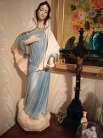 Statue de la Sainte Vierge, Enlèvement