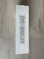 Coffret ultra premium Dracaufeu scellé FR, Ophalen of Verzenden, Zo goed als nieuw