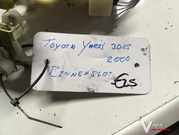 Toyota Yari 2003 Binnenslot beschikbaar voor biedingen
