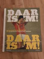 Thijs Delrue - Daar is 'm! Daar is 'm! - Lannoo, Ophalen of Verzenden, Zo goed als nieuw