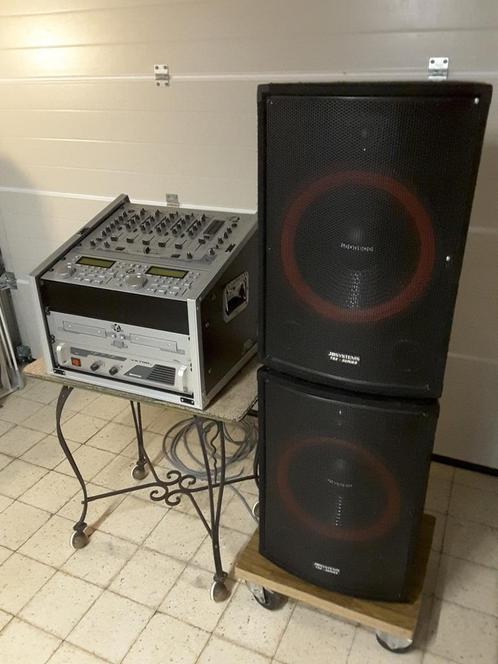 Kant en klare Dj-set  / discobar / met speakers / plug&play, Muziek en Instrumenten, Overige Muziek en Instrumenten, Zo goed als nieuw