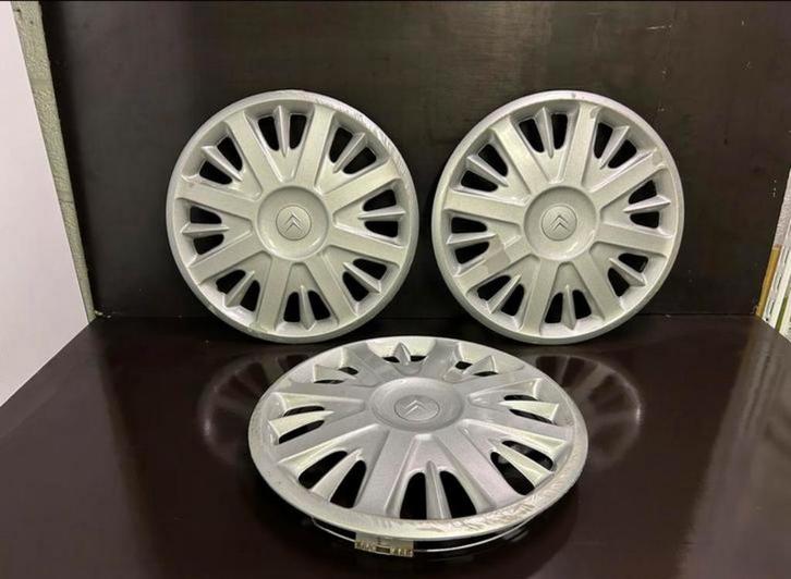 3 Citroën C1, C2, C3, Berlingo 15" wieldoppen, Auto diversen, Wieldoppen, Gebruikt