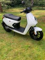 ELECTRISCHE SCOOTER NIU MQI GT, Fietsen en Brommers, Brommers | Overige merken, Ophalen, Zo goed als nieuw, NIU