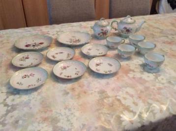 Te koop Victoriaans thee servies  beschikbaar voor biedingen