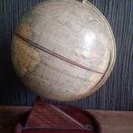 Vintage wereldbol Chad Valley. Jaren ’50, Verzenden
